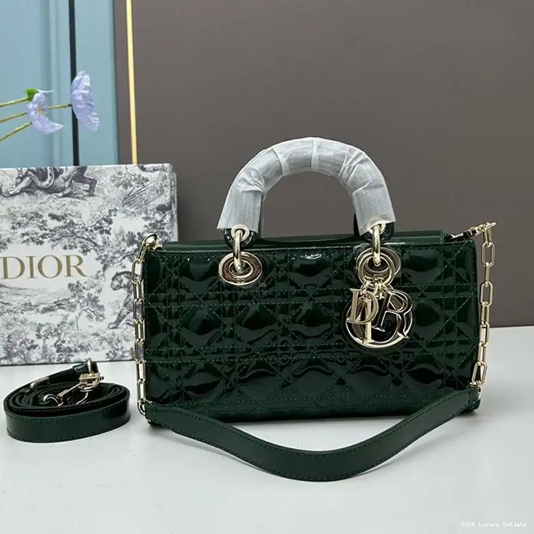 D-Joy Cannage Medium Calfskin Bag Lady Green Patent 0630 Luxury